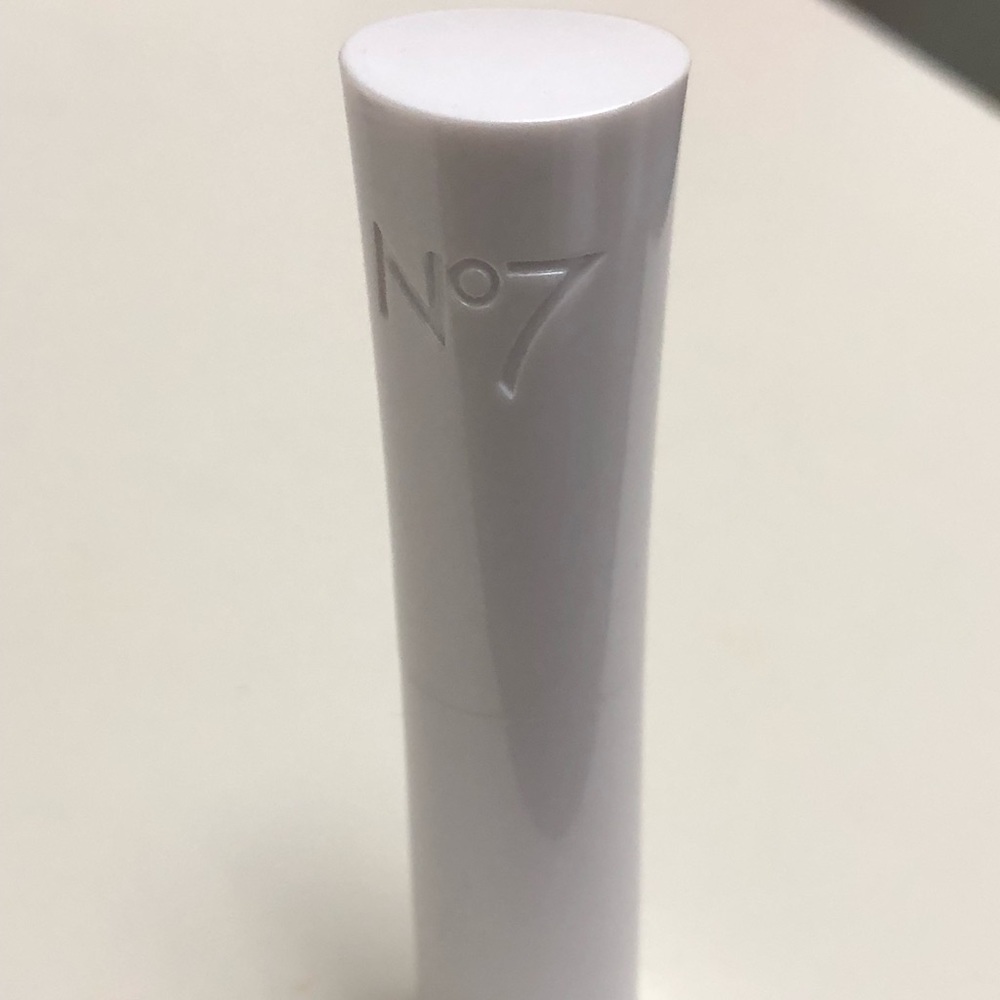 No7 Stay Perfect Blemish Cover NWT